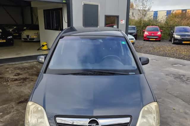 Opel Meriva (2008) thumbnail 2