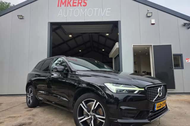 Volvo XC60 (2019) thumbnail 2