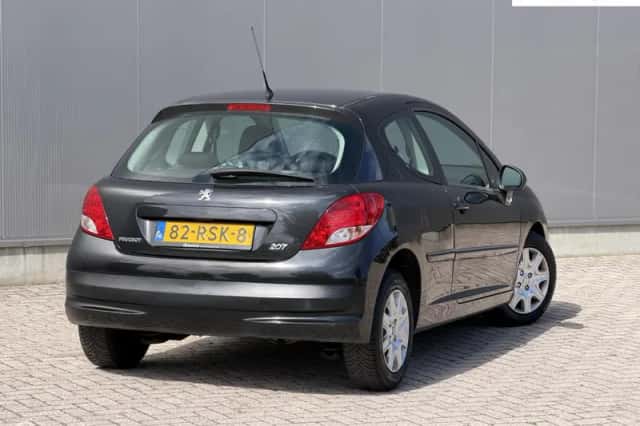 Peugeot 207 (2011) thumbnail 3
