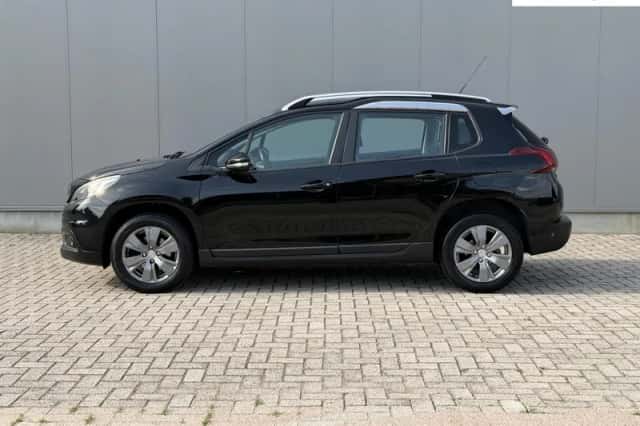 Peugeot 2008 (2017) thumbnail 2