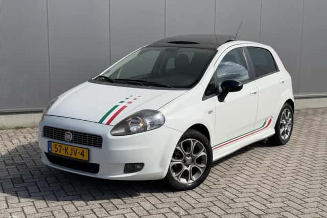 Fiat Grande Punto (2009) thumbnail 5