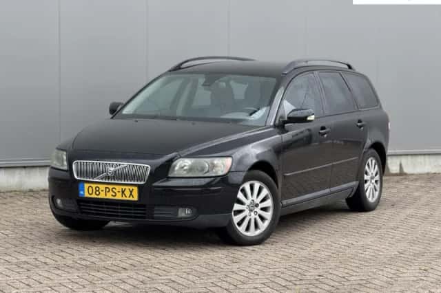 Volvo V50 (2004) thumbnail 1