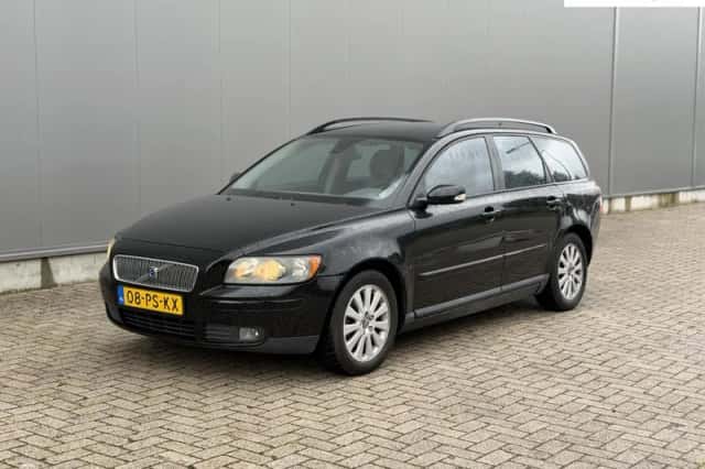 Volvo V50 (2004) thumbnail 3