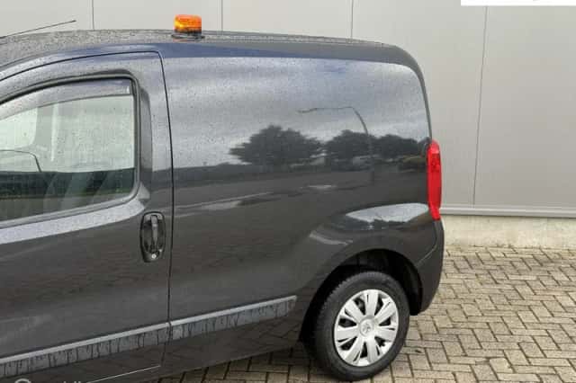 Peugeot Bipper (2009) thumbnail 3