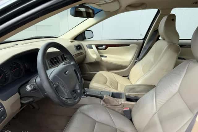 Volvo V70 (2000) thumbnail 5