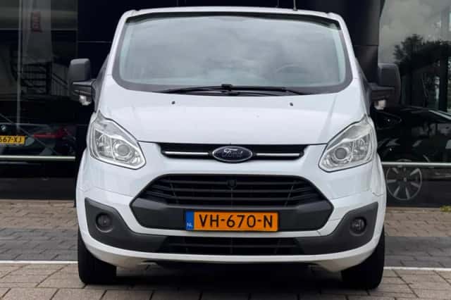 Ford Transit Custom (2014) thumbnail 4