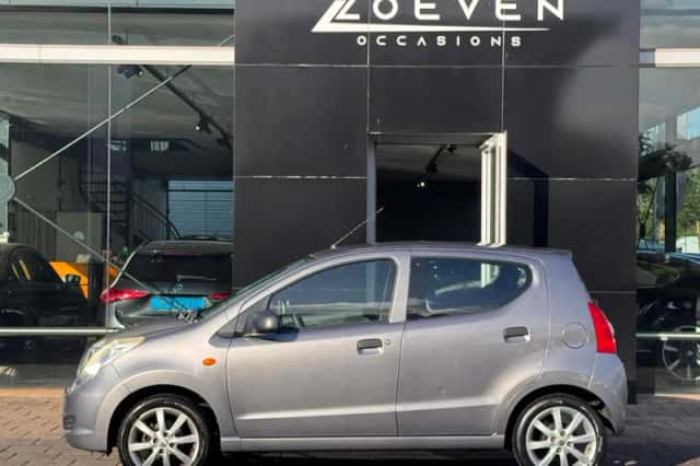 Suzuki Alto (2013) thumbnail 2