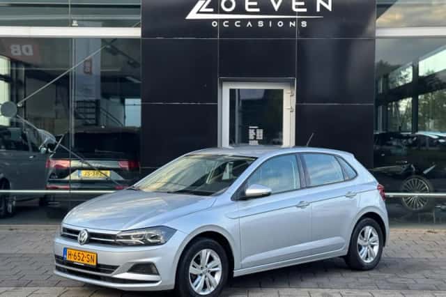 Volkswagen Polo (2018) thumbnail 1