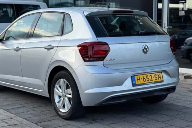 Volkswagen Polo (2018) thumbnail 5