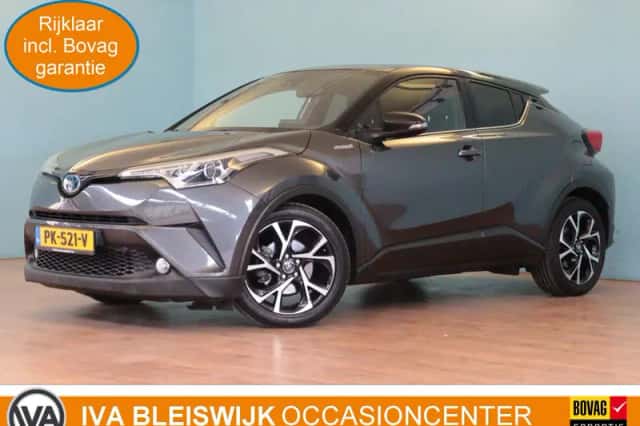 Toyota C-HR (2017) thumbnail 1