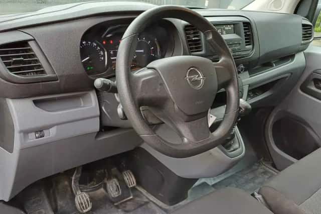 Opel Vivaro (2022) thumbnail 4