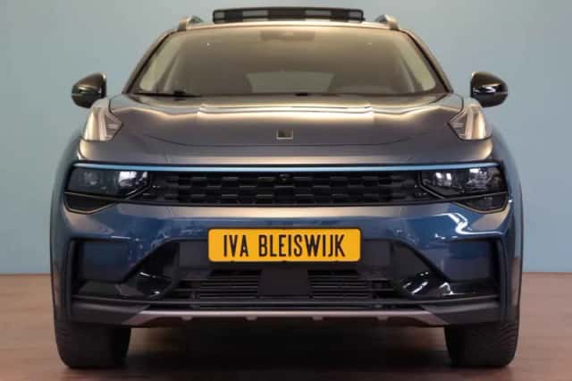 Lynk & Co 01 (2023) thumbnail 4