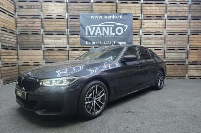 BMW 5-Serie (2023) thumbnail 1