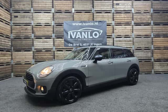 MINI Clubman (2018) thumbnail 1