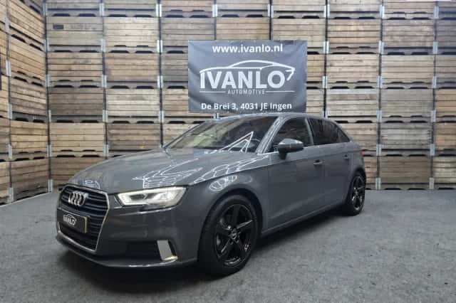 Audi A3 (2017) thumbnail 1