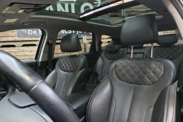 Hyundai Santa Fe (2023) thumbnail 6