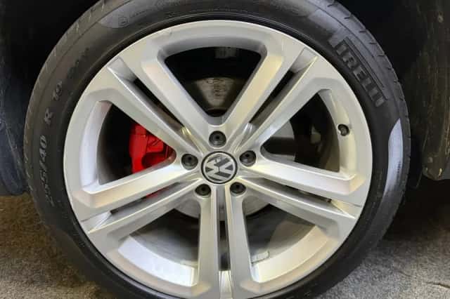 Volkswagen Tiguan (2014) thumbnail 2