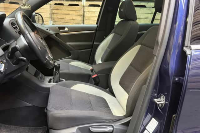 Volkswagen Tiguan (2014) thumbnail 3