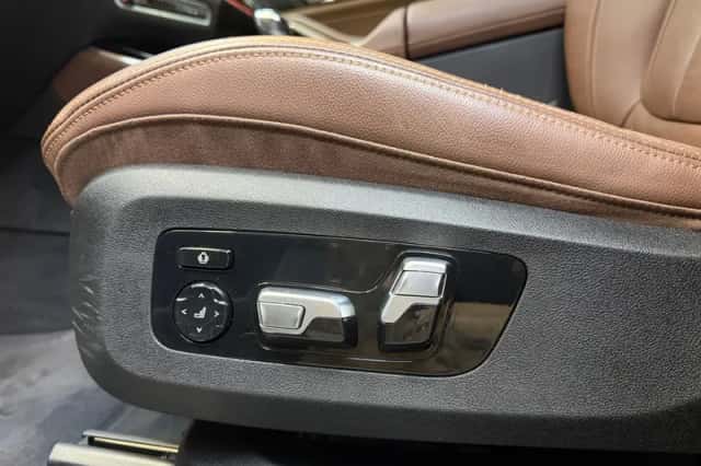 BMW X5 (2020) thumbnail 6