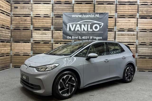 Volkswagen ID.3 (2024) thumbnail 1