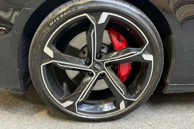 Audi A6 (2023) thumbnail 2
