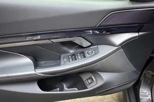 BMW 5-Serie (2024) thumbnail 4