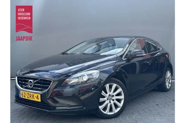 Volvo V40 (2013) thumbnail 1