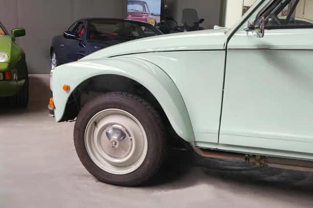 Citroën Dyane (1981) thumbnail 4