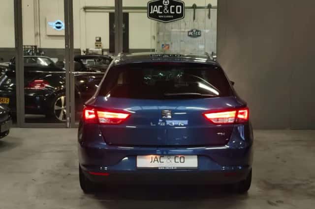 SEAT Leon (2015) thumbnail 6