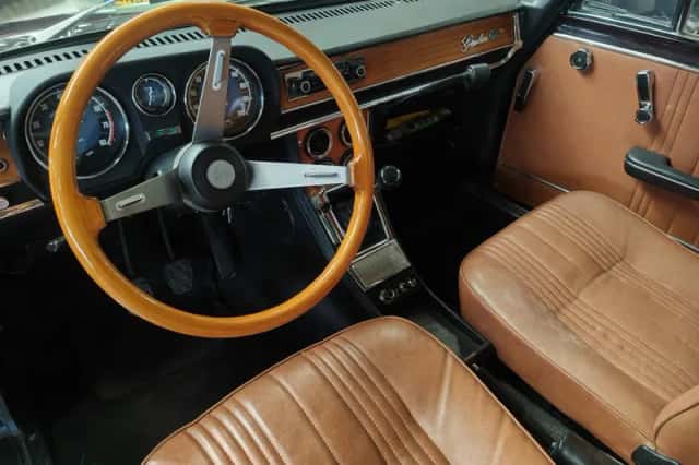 Alfa Romeo Giulia (1975) thumbnail 2