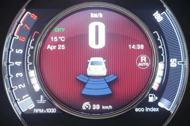 Fiat 500 (2018) thumbnail 4