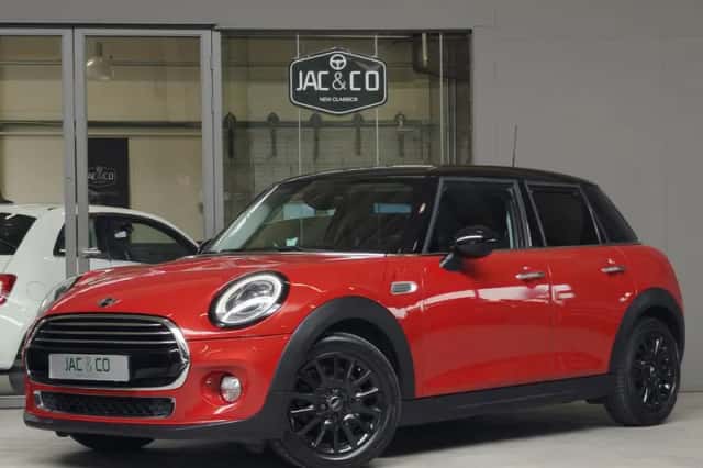 MINI Cooper (2015) thumbnail 1