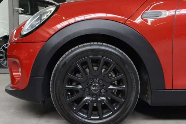 MINI Cooper (2015) thumbnail 5