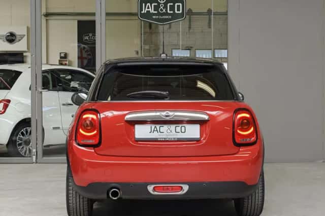 MINI Cooper (2015) thumbnail 6