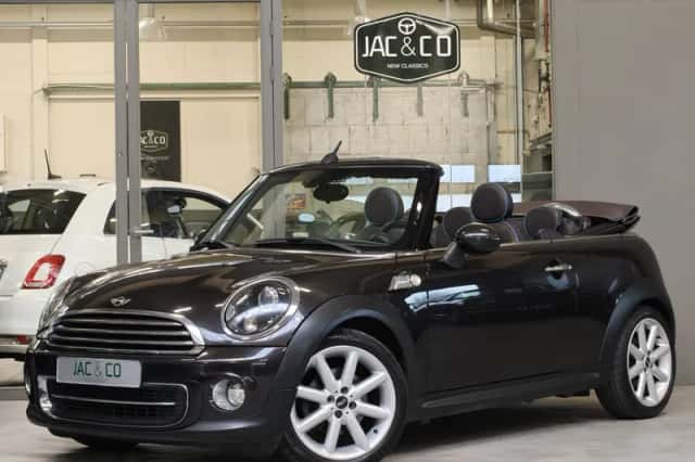 MINI Cabrio (2012) thumbnail 1