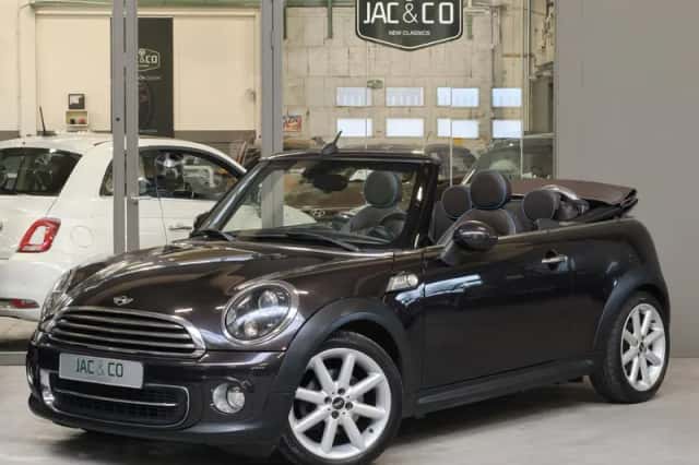 MINI Cabrio (2012) thumbnail 4