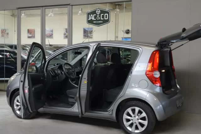 Opel Agila (2013) thumbnail 5