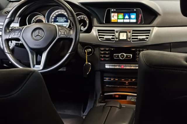 Mercedes-Benz E-Klasse (2014) thumbnail 3