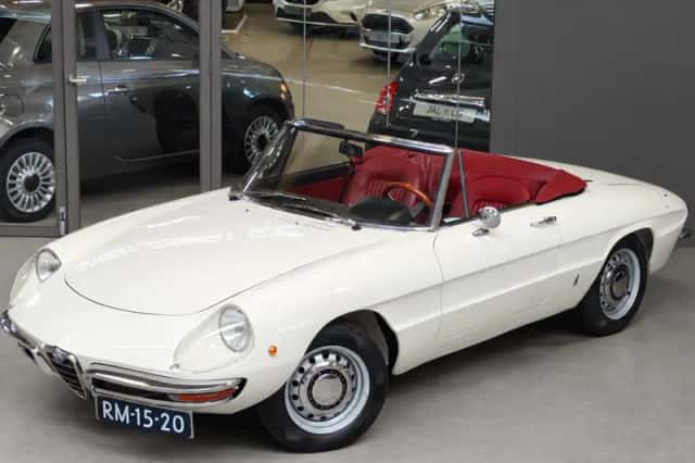 Alfa Romeo Spider (1969) thumbnail 1