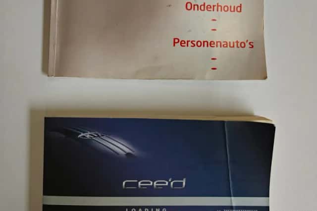 Kia Ceed (2011) thumbnail 4