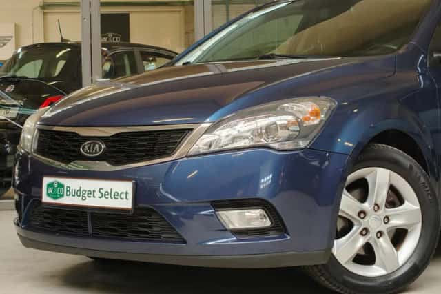 Kia Ceed (2011) thumbnail 5
