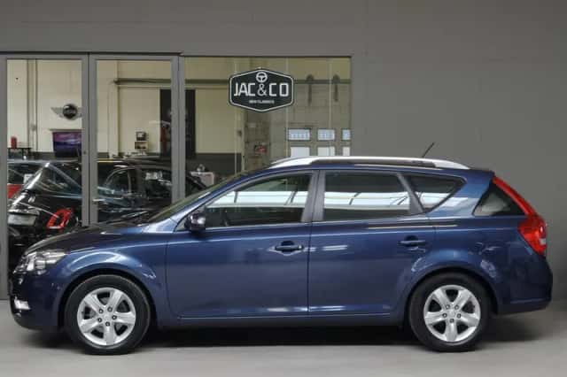Kia Ceed (2011) thumbnail 6