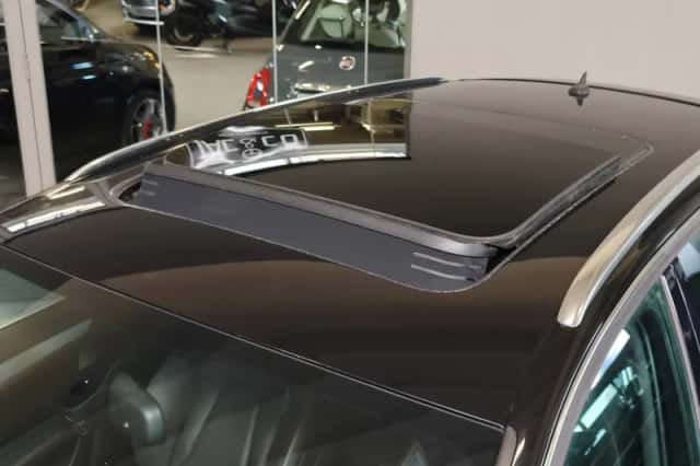 Audi A4 (2009) thumbnail 3