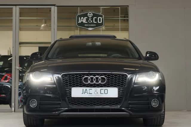 Audi A4 (2009) thumbnail 6