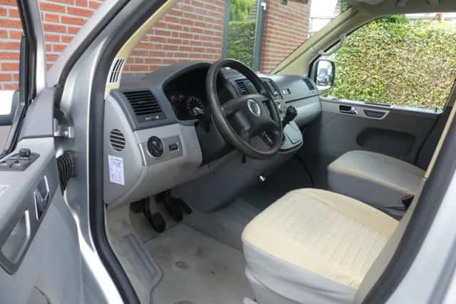 Volkswagen California (2005) thumbnail 5