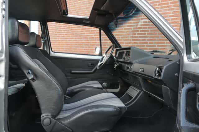 Volkswagen Golf (1982) thumbnail 6