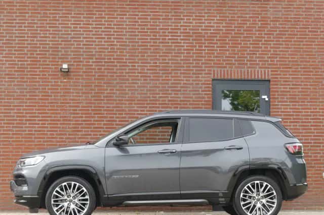 Jeep Compass (2025) thumbnail 4