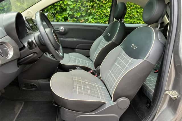 Fiat 500 (2016) thumbnail 2