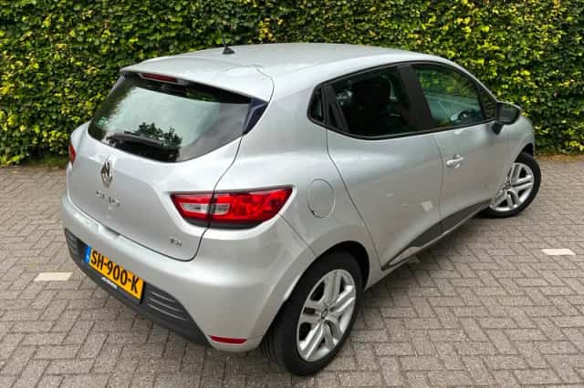 Renault Clio (2017) thumbnail 3
