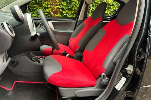 Peugeot 107 (2007) thumbnail 3